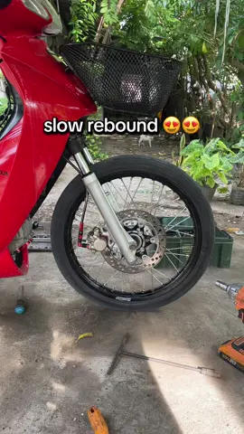 high viscosity 😋 #bsm #shock #gearoil #repack #suspention 