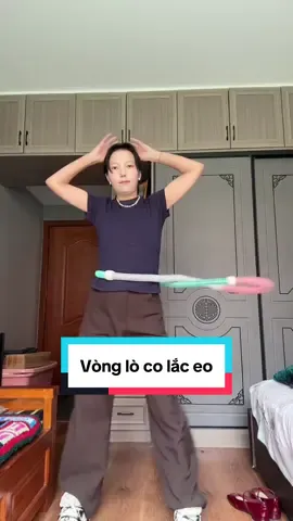 Vòng lắc eo lì xo cực gọn gàng mà tập hiệu quả tiện lợi lắm 😍 #vonglaceoloxo #vonglacloxo #vongloxo #taptheduc #dogiadung 