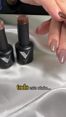 🤎 Nueva colección nude perfecta para esta temporada 🍂 #uñasnude #uñasdeotoño #nailsoftiktok #nailspaexperience #nails 