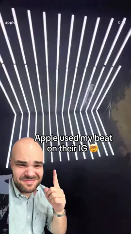 dude this is crazy!!!! never thought a brand as big as APPLE would be using my beats in their marketing. Huge GURFY W and also a great way to celebrate getting 10k followers on tiktok!! #hybridbounce #electronicmusic #bassmusic #hybridtrap #trapandbass 