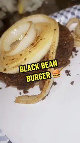 Easy Black Bean Burger 🫘 🍔 #veganrecipes #vegantiktok #vegan #cookingathometiktoktv #cookingvideo 