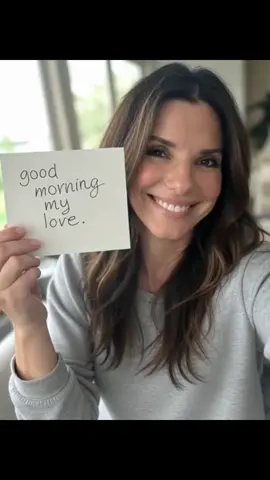 Good morning lovely 🥰 #sandrabullock #fyp #fashion #trending #hollywood 