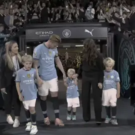 اذا راح الهوه اشتم هوه منين🥺🤍 #ديبروين #مانشستر_سيتي #مصممين_لايت_موشن #اسبانيا🇪🇸_ايطاليا🇮🇹_البرتغال🇵🇹 #كره_القدم_قصه_عشق_لاينتهي🤩 