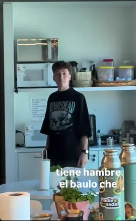 tiene hambre el baulo che.#nadiedicenada #merno #fyp #viral #argentina 