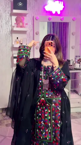 Tai zabane Sara🤍🕊️dress detail +923181105622@Babaratif_official✔️ #balochi #fyp #viralvedio #balochistan #iisraa_k 