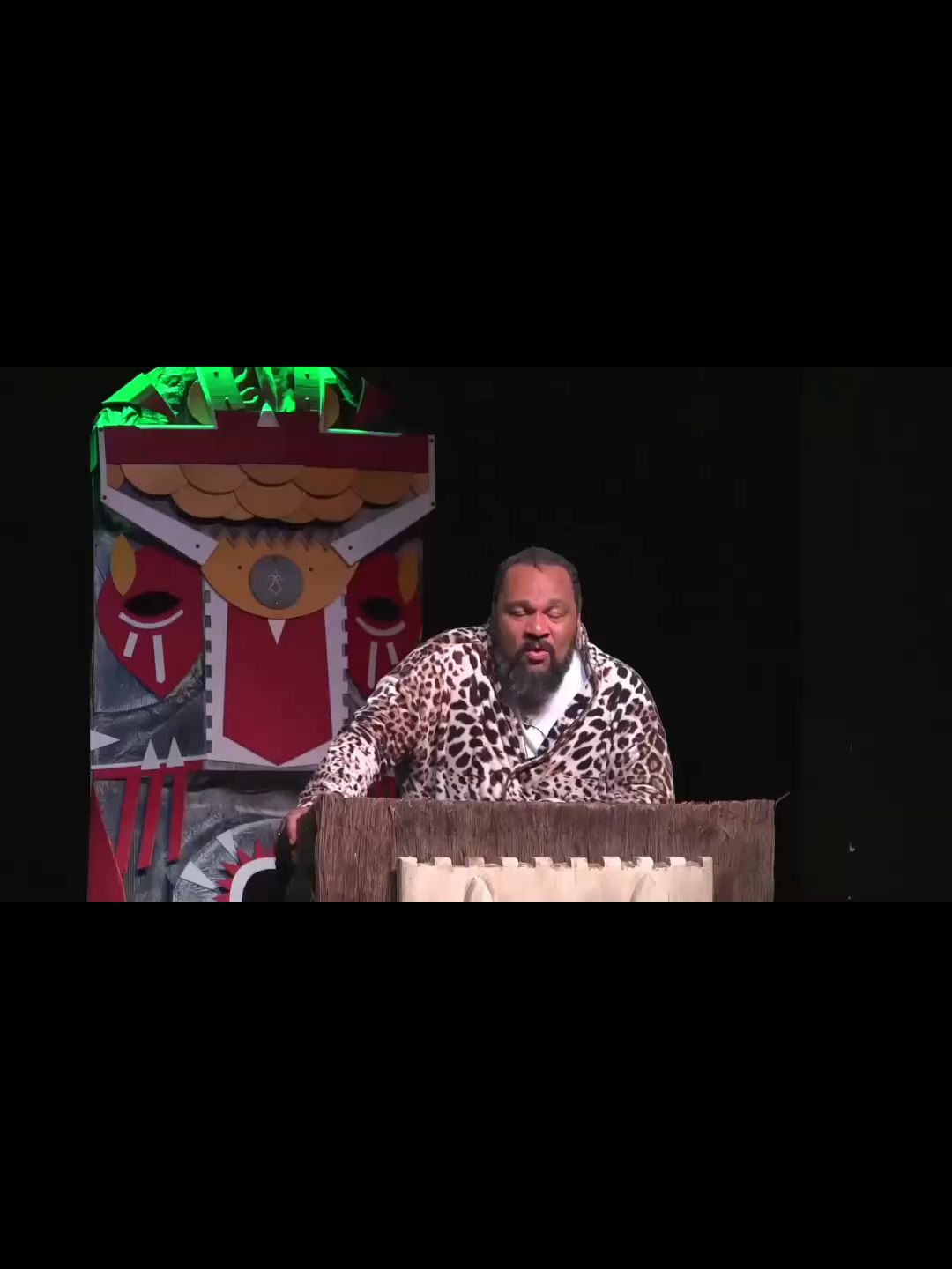 La politique camerounaise - un long règne et des élections contestées. #fyp #dieudonné #afrique #humour