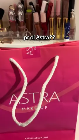 Grazie 🥲🫶🏻 @Astra Make-Up Italia  #beauty #fyp #makeup #prbox #astra 