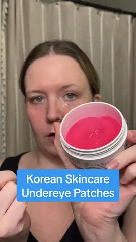 I have been loving these undereye patches they have helped my dark under eyes and puffiness ❤️ Korean skincare really knows what they are doing 🙌🏻 #koreanskincare #undereyebags #eyepatches #cosrx #skincarerecommendations 
