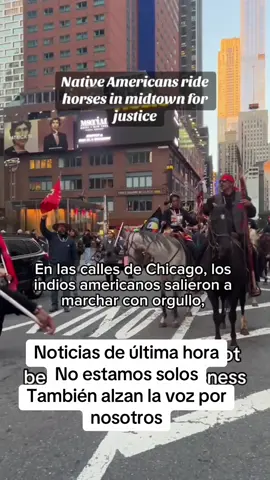 Los nativos americanos salieron a las calles de Chicago para recordarle al país que siguen aquí y que ya es hora de parar tanta división. Orgullo, respeto y verdad. #NoticiasDeUltimaHora #Chicago #OrgulloNativo #UnidosPorLaTierra #VozDeAmerica