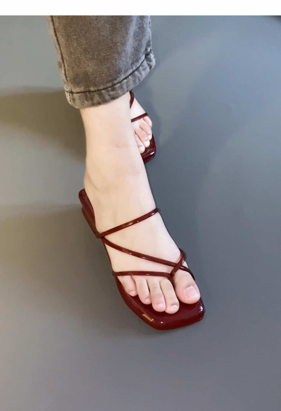 My favorite heels 🫶🏻🍒 #heels #heelswanita #heelscantik 