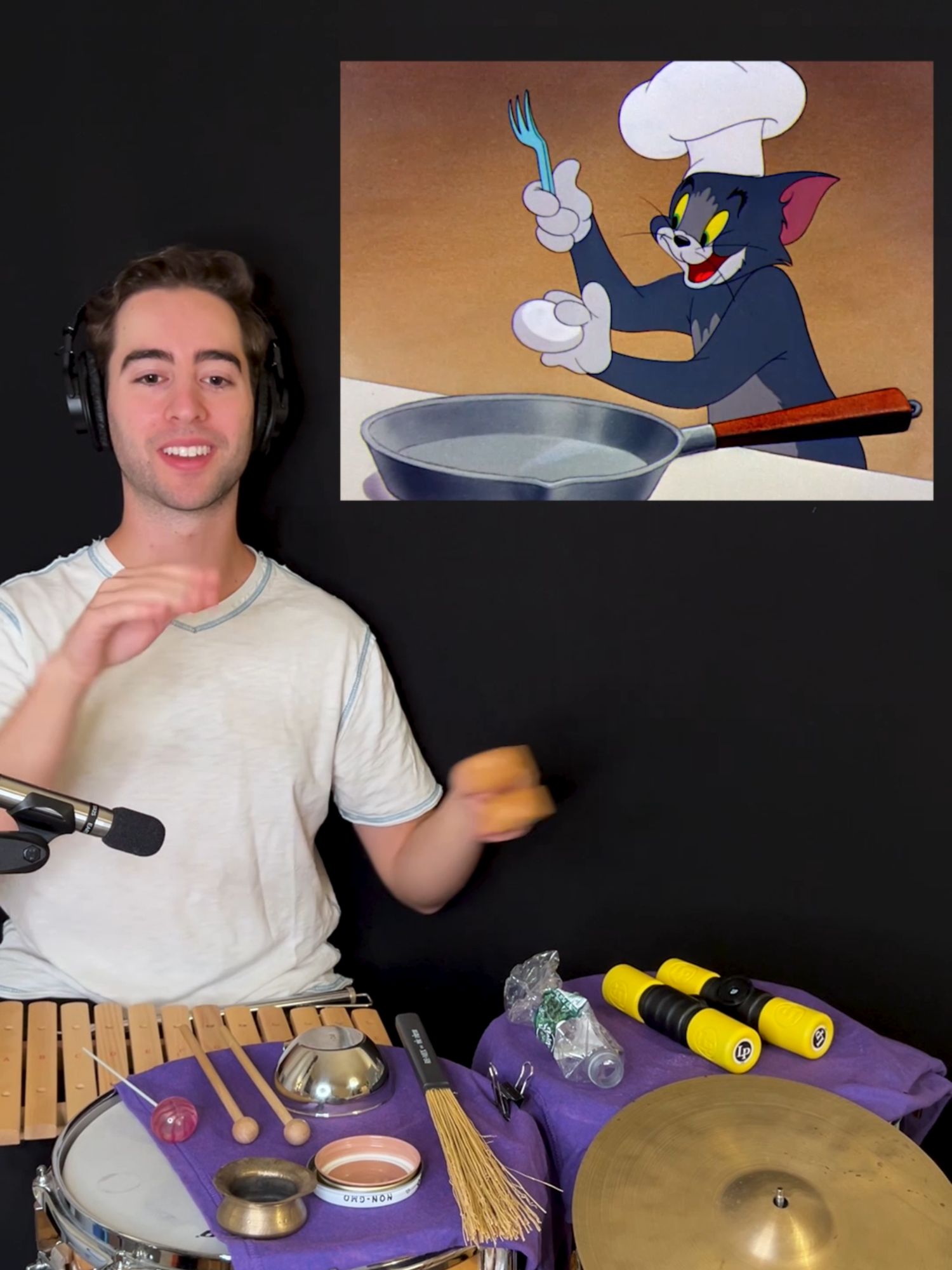 How classic Tom & Jerry sounds are made! #tomandjerry #musician #soundeffects #breakfast #egg #percussion