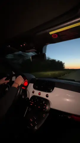 #fiat #fiatabarth #sunset #fyp #auto 