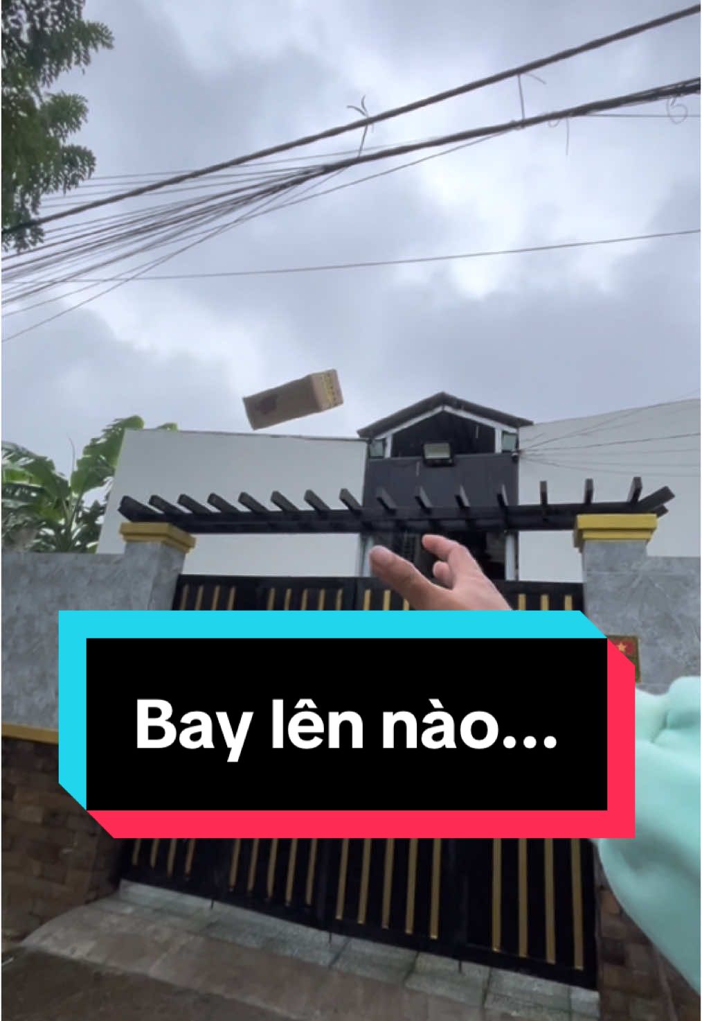 Ai nói gì kệ khách ruột mình cứ quăn #ShipperbatonBD #GHN #xuhuongtiktokk #Giaohang 