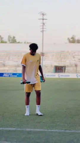 Like dhac ku sii 🤍🇸🇴 #footbal #somalia @Manchester United 