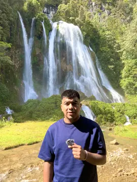 Qué canción de fondo le pondrían, los leemos en comentarios 😌#huehuetenango #paisajes #cascada 