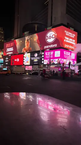 Bo$$ up and listen to #TSTheLifeofaShowgirl on @Pandora! 🎵 #PandoraMusic