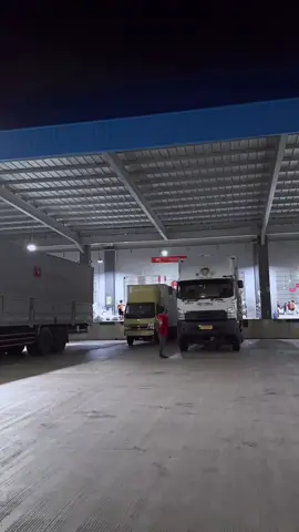 absen dulu yg ada di lokasi bolo 👋#fyppppppppppppppppppppppp #berandatiktok #spxexpress #cakung2dc #xybca 