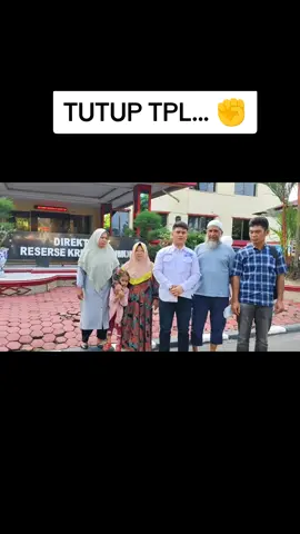 Tidak ada kompromi dengan mereka Penjahat Hak Asasi Manusia itu, Hanya Satu Kata TUTUP TPL Karena diduga keras Perusahaan Oligarki yg menjajah Rakyat kecil. Pendampingan Klien di wilayah Hukum Polda Sumatera Utara yg menjadi Korban Keganasan dan Permainan Hukum dari Perusahaan TEPEEL yg mampu bayar dengan Uang.  #Advokat #keadilanharusditegakkan #lawyer #pengcaramuda #Tutup_PT_TPL_dari_Tapsel✊ 