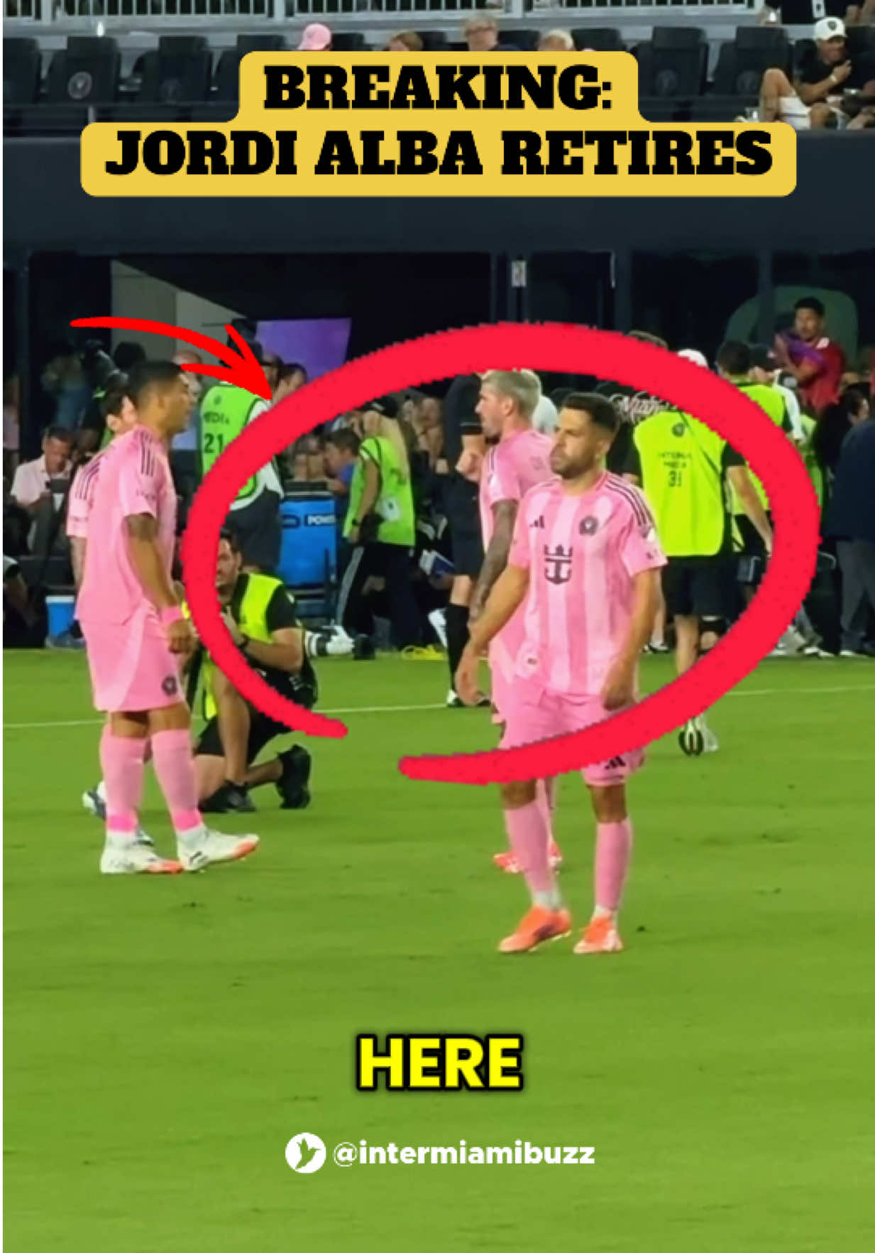 JORDI ALBA ANNOUNCES RETIREMENT — END OF THIS SEASON Playoffs will be his last ride. Thank you, legend. What moment lives in your head forever?   ##intermiamibuzz##messiintermiami##jordialbaintermiami##MLS##jordialba 