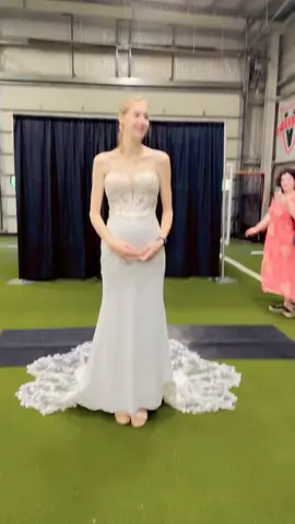 #ct #bridetok #weddingdress #fypシ゚viral #weddingtok 