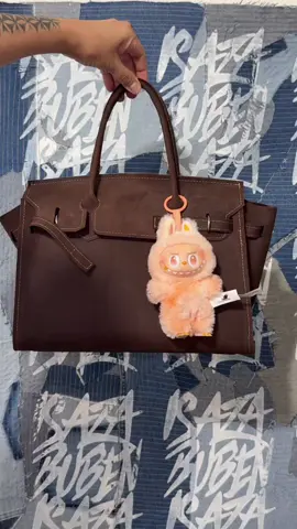 I just  made this bag 🤎🐰 #handbag #birkin #labubu #leather #leatherbag 