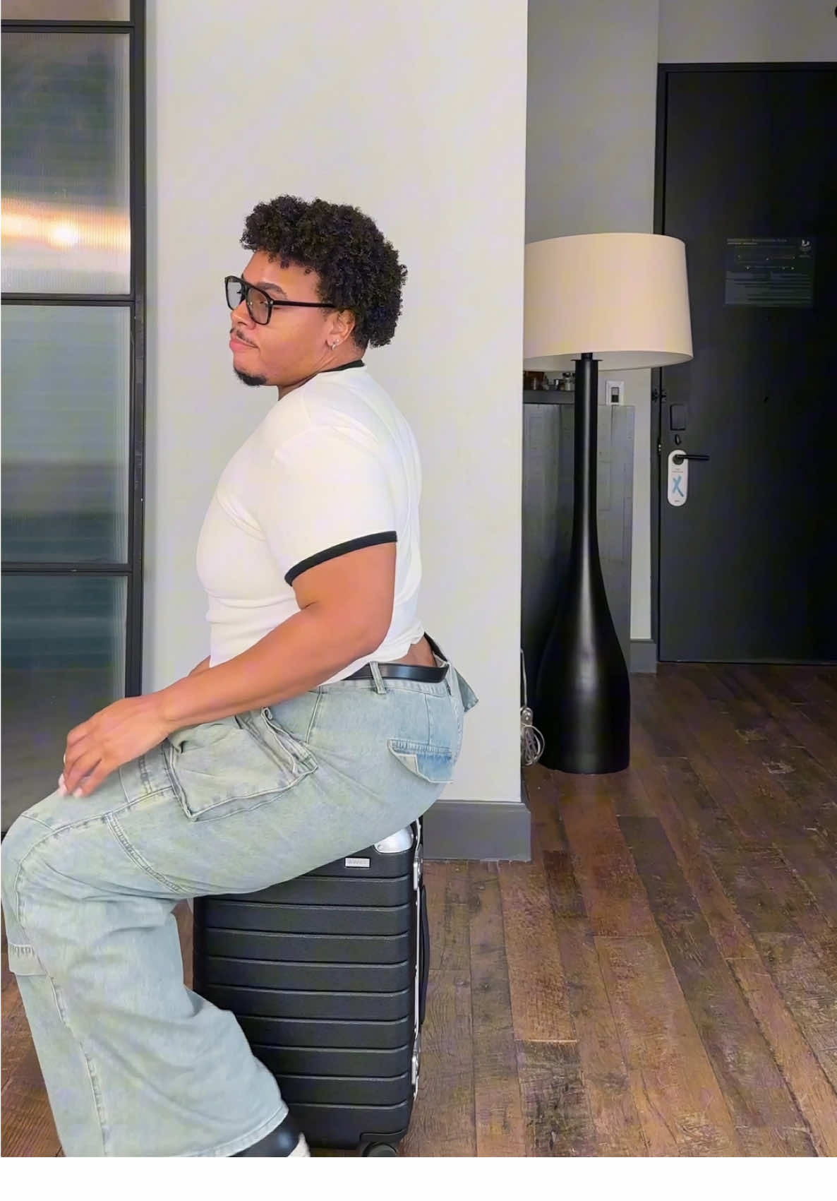 #AwayPartner My rides have gotten an upgrade—let’s just say I’m blown @away the new Aluminum Frame luggage!