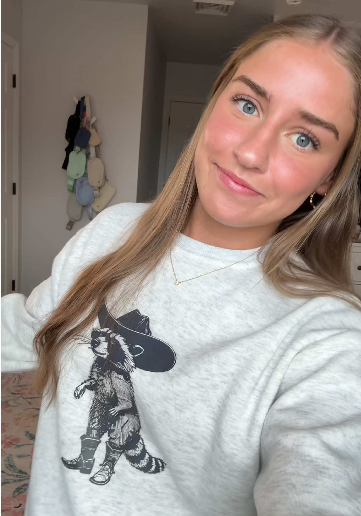 It’s so cute 🥹🦝
