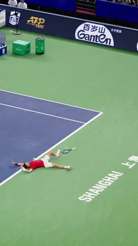 Knocked down but got back up. 😤 Novak Djokovic is a warrior.  #tennistv #tennis #djokovic #novakdjokovic #shanghai 