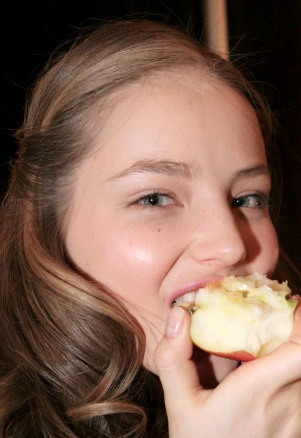 my heart still hurts whenever I think of you… I hope you find the peace you are looking for #ruslanakorshunova #restinpeaceangel 