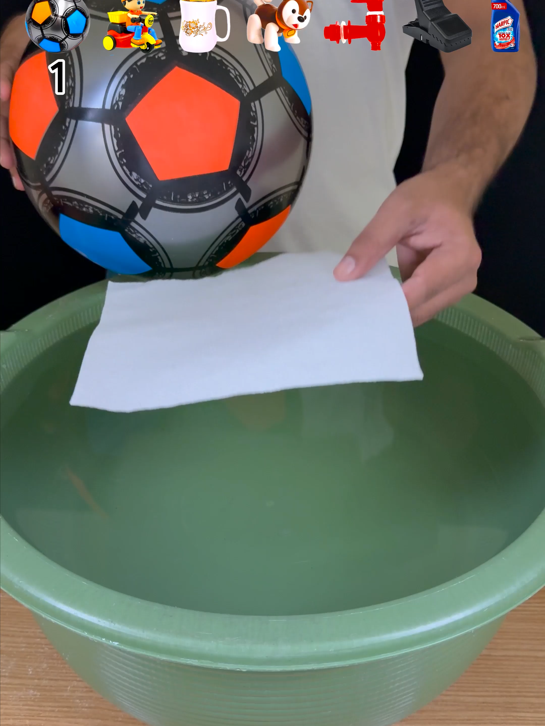 Try to guess how many tissue paper will float a mug? #experiment #asmr #satisfyingvideos #treanding #foryou #fyp #tiktokviral #unitedstates #unitedkingdom #footbal #pizzaboy #mug #puppy #tap #trap #harpic #everything