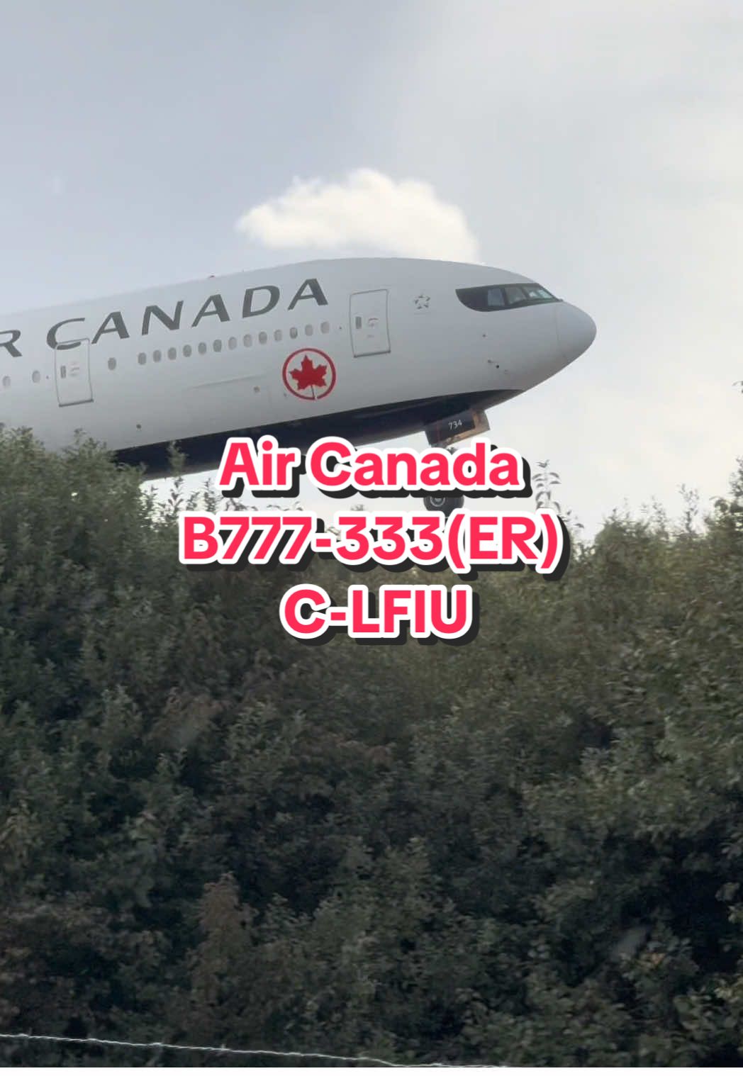 Raindrops and jet power: Air Canada B777 departing a wet Zurich on its journey to Toronto✈️🇨🇦 . 📍ZRH, 05.10.2025 #planespotting #aviation #b777 #avgeek #fyp 