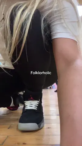 Korak prvobitno naučila naopako 🙃 vjerujem da ni sad nije tačno, al trudim se #fouryou #viral #fyp #music #popular 