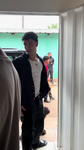 Hasta en modo campechano João se mira bonito dicen🤣😍🤭