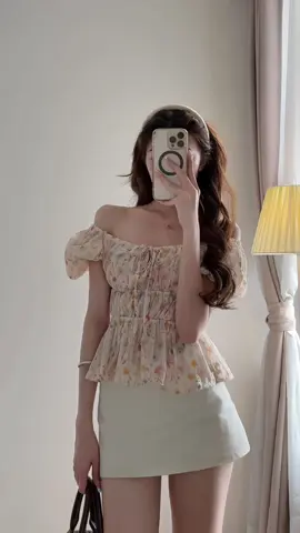 Hoa thêu xinh lắm ý