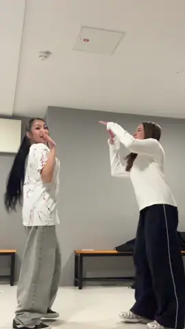 w @alina.bln_030 #BERLIN #acelyaakn #foryou #dance #dancer 