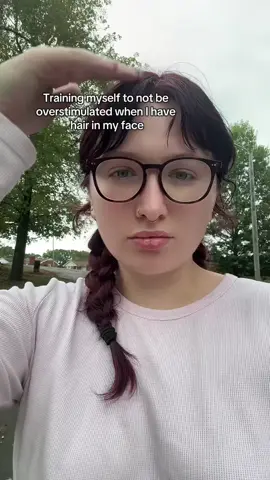 The bangs are too cute to push back 😫