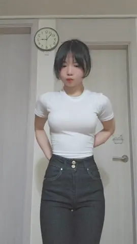 등 뒤의 빨래집게는 못 본 척 해줘잉🫣 #참치토끼 #춤 #추천 #추천추천추천추천추천추천추천추천추천추천 