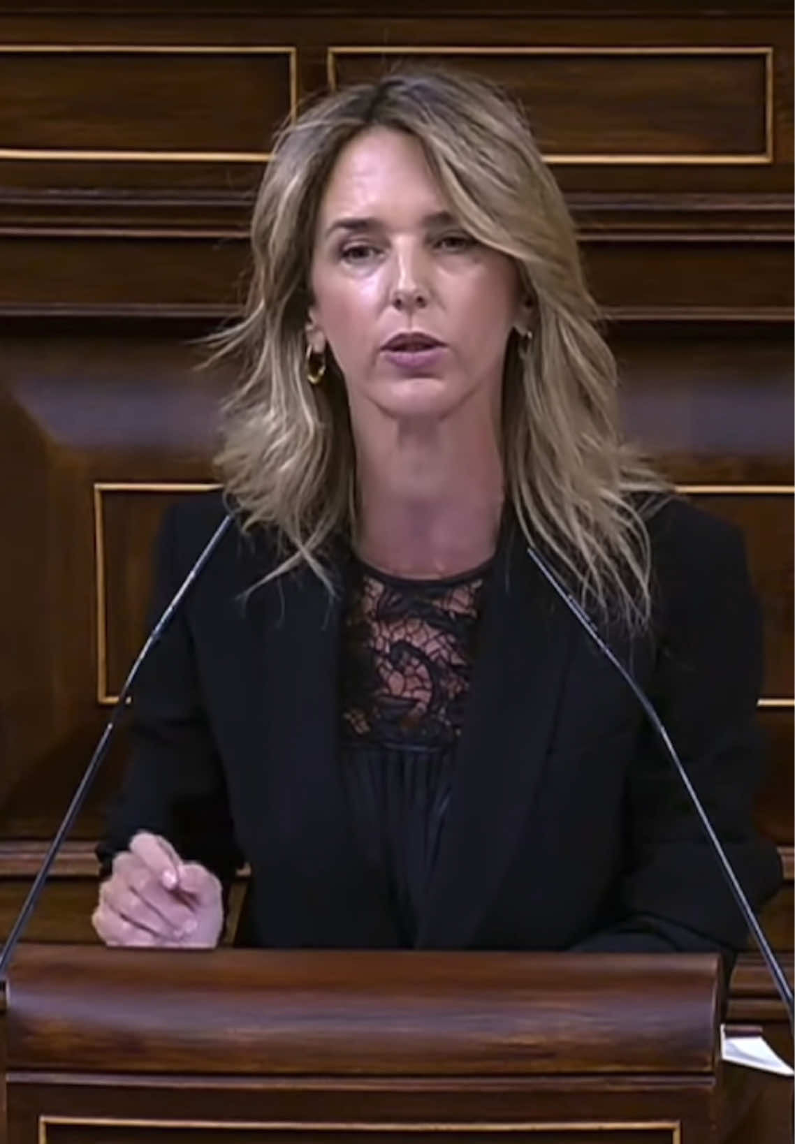 Cayetana Álvarez de Toledo: “El sanchismo es una mezcla corrosiva de frivolidad y narcisismo”. #ayuso #ayusopasion #madrid #españa #politica 