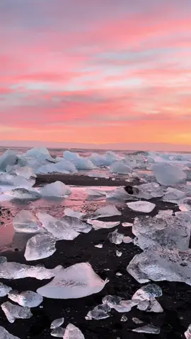 Diamond beach, Iceland 🇮🇸 #islandia #travel #icelandtravel #exploretheworld #visiticeland 