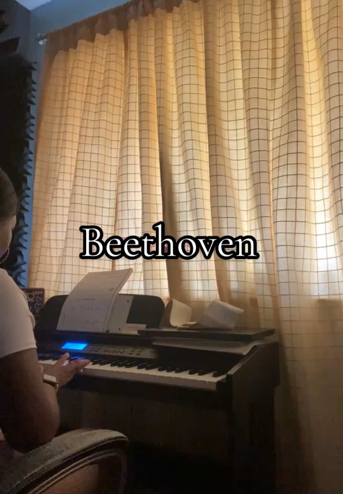 I think this was pretty decent, no? 😭🫶🏾 Anytime I get my hands on a piano this song/melody is always in my head. Welp, until I can take lessons.. that's all I got!  • • • #kingchelsz #fyp 