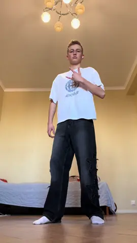 Let me see you just 👀 #foryoupage #viral #trending #dance 