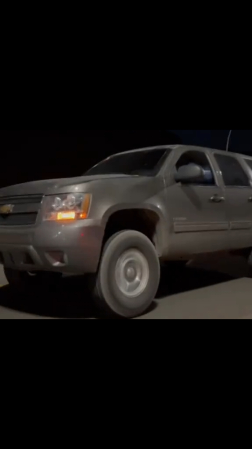 Американкие лайнеры Chevrolet Suburban и Chevrolet Taxo тяжедые бегемоты на v8, американский шифанер  #suburban #chevrolet #taxo #Chevrolet #amerika #usa #v8 #suburban #taxo #v8 #usa #fyp #fyp #fyp 