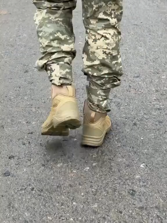 Зрозуміють тільки військові