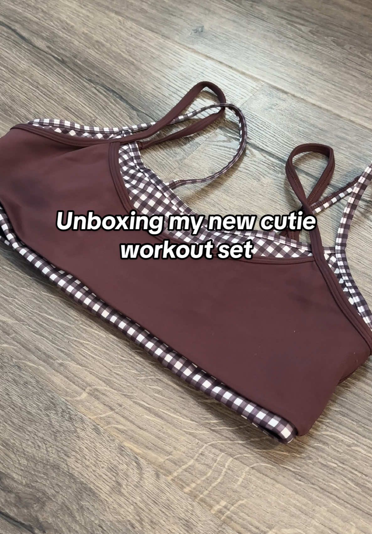 Chefs kisses all around 😮‍💨😮‍💨 @Liaison The Label #matchingset #workoutset #unboxing #pilates #athleisure 