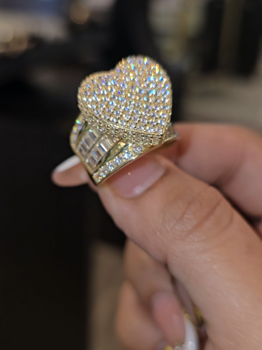 Replying to @lasuegra_tiktok EL ANILLO FAVORITO DE NUESTROS CLIENTES ESTOS ULTIMOS DIAS 💍✨️ #GOLD #TAMAYOSFABRICADEORO #VIRALVIDEO #956 #VIRAL 