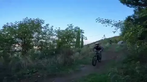 большое спасибо @Georgiazz что снимал #mtb #afdanistanisjustb #fyp #viral #bike 