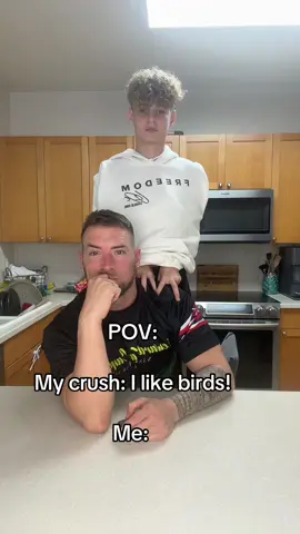 I like this trend! 😆😆😆#fyp #trending #viral #fly #bird @James Nisewonger 