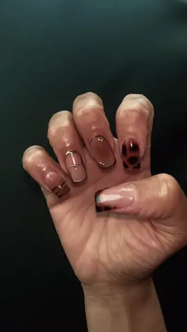 @Caitlin McComas does it again 🔥🤎 #fy #nailart #sydtunechi #howto 