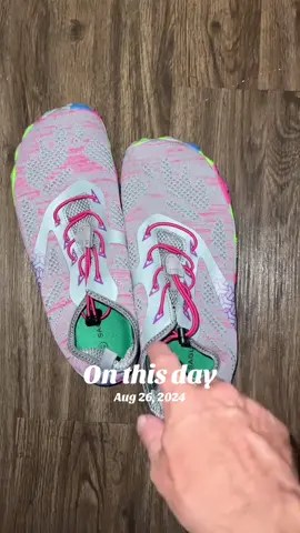 #TikTokShopBlackFriday #TikTokShopCyberMonday #watershoes #menswear #water  