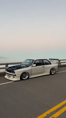🏔️#bmw #e30 #325i #carsoftiktok #fypシ 